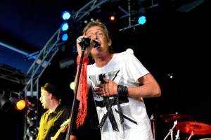 Eddie_&_The_Hotrods_1